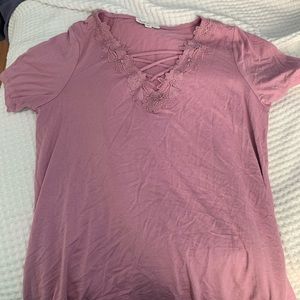 Lace detailed Casual Tee